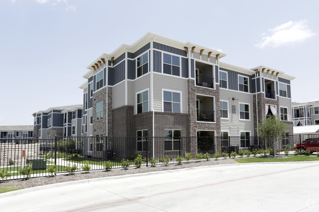 Enclave at Westport Apartments - Roanoke, TX | Apartments.com