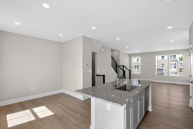 Foto del edificio - 5527 Aberdeen Pl