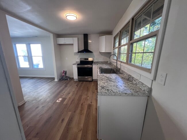 Photo - 1218 21st St House