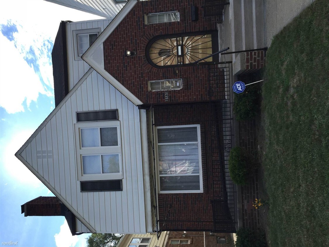 Foto principal - 16831 Lawton St