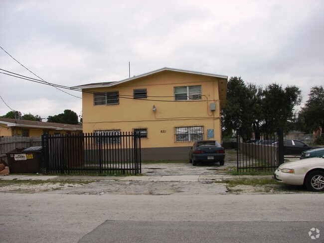 Building Photo - 621 NW 64th St