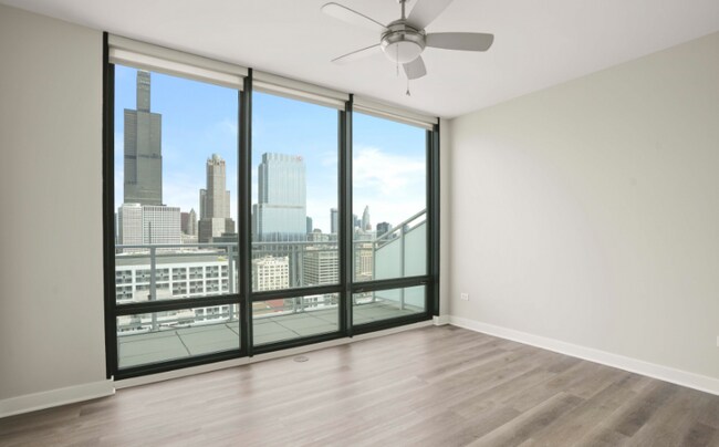 Foto del edificio - 711 W Adams St