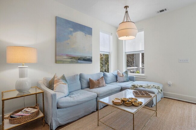 Foto del edificio - 2207 Government St