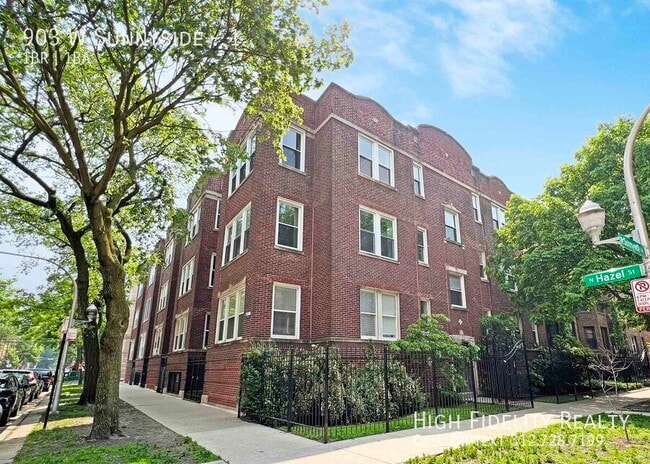 903 W Sunnyside-1 - 903 W Sunnyside-1 Townhome