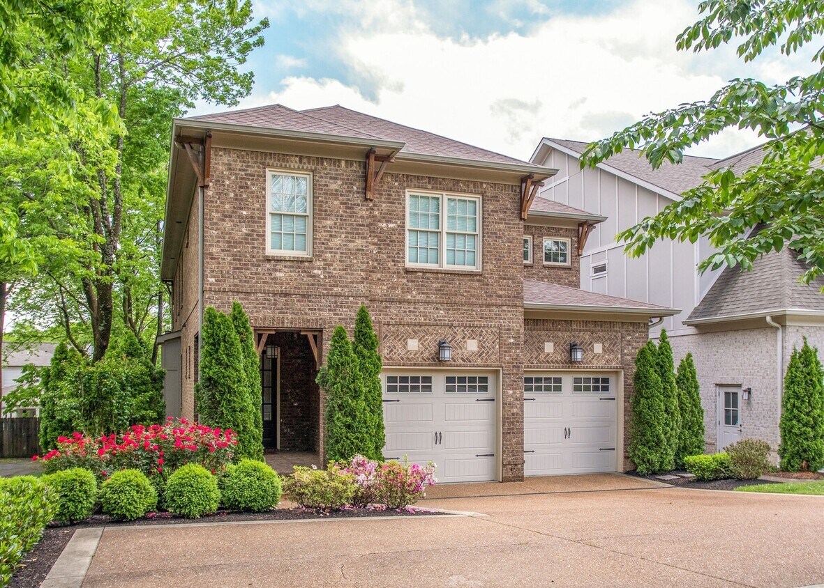 3438A Stokesmont Rd, Nashville, TN 37215 House Rental in Nashville