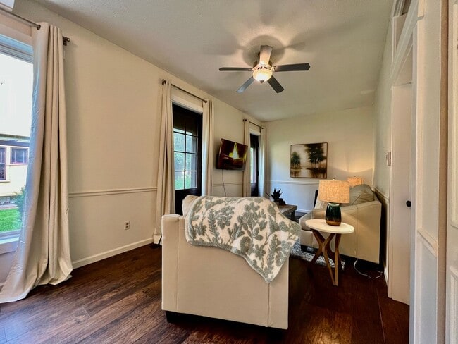 Photo - 1 Bd Hide away Historic Dayton, Oh Oregon ... House