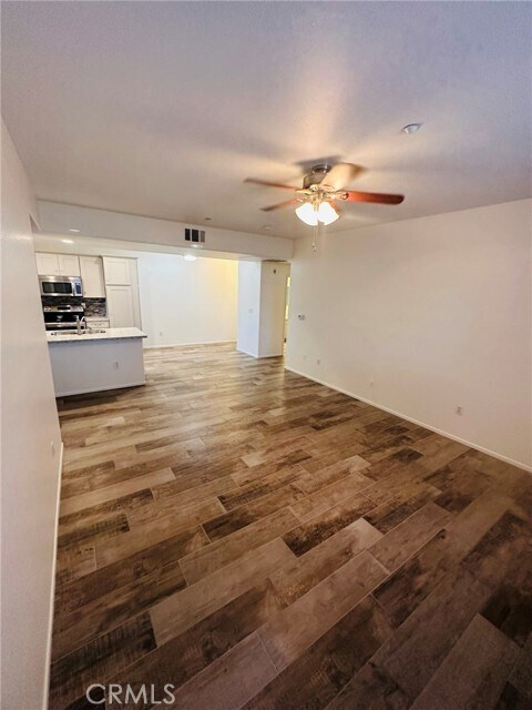 Building Photo - 41410 Juniper St