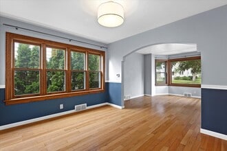 Building Photo - 4020 S 2nd St