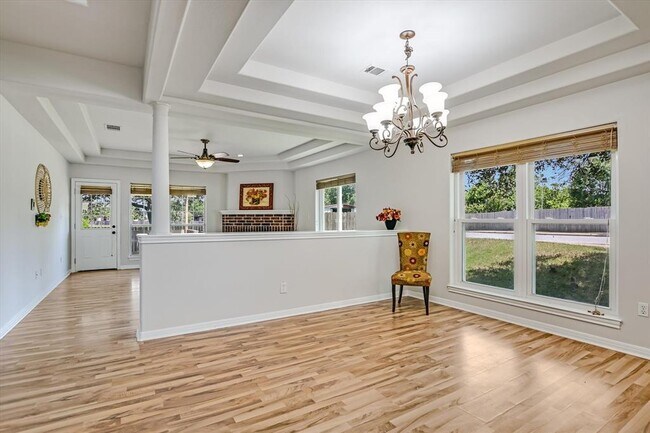 Building Photo - 2101 Chaparral Dr