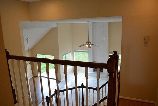 Building Photo - 3106 Hollow Creek Ct