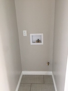 Foto del edificio - 132 1/2 W 51st St