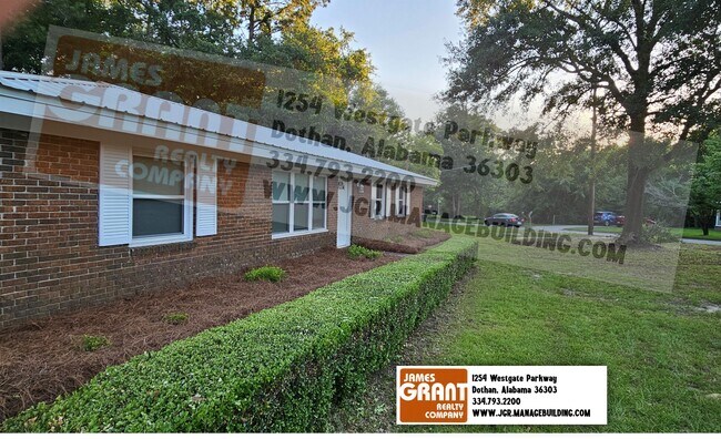 Building Photo - 1600 Galaxie Dr