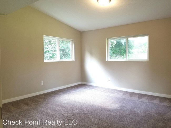 Foto del edificio - 10806 NE Prescott St