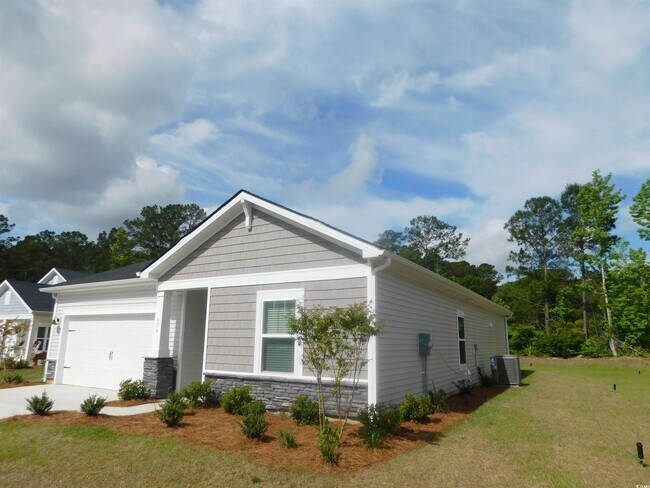 Foto del edificio - 976 Maya Layne Dr