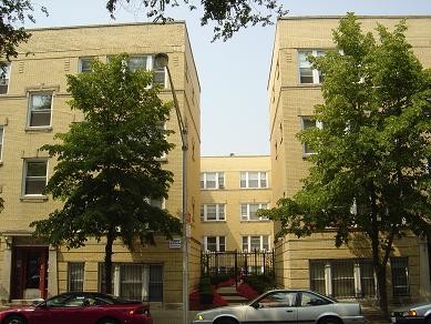 Building Photo - 4000 N Kenmore Ave