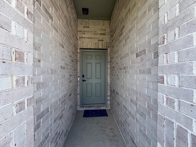 Building Photo - 3101 Emerald Ocean Dr