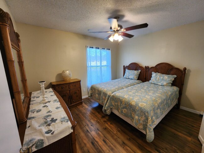 Foto del edificio - 3280 SW Hickenlooper St
