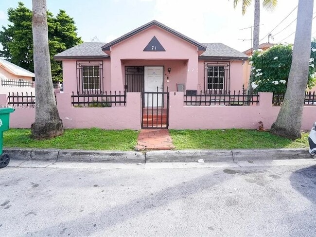 Building Photo - 71 NW 18th Ave