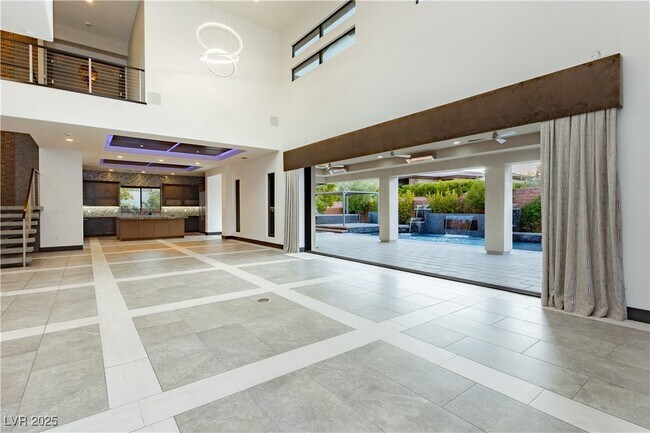 Foto del edificio - 94 Glade Hollow Dr