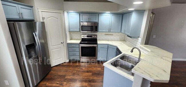 Foto del edificio - 8039 E Jacob Dr