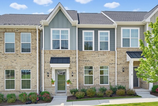 Building Photo - 1517 Irving Hl Dr