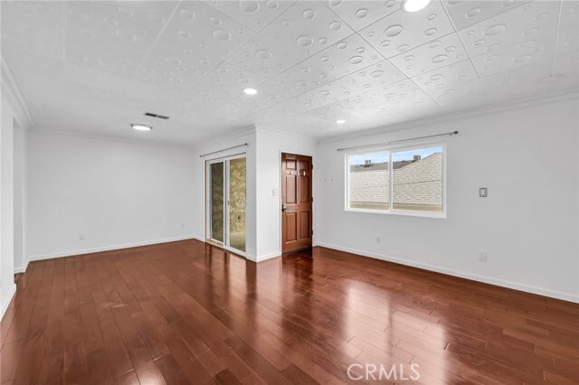 Building Photo - 1217 W 168th St