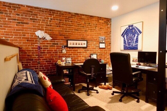 Building Photo - 42-44 St Botolph St