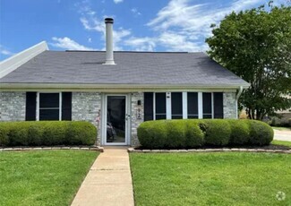 Building Photo - 5005 Longstreet Pl