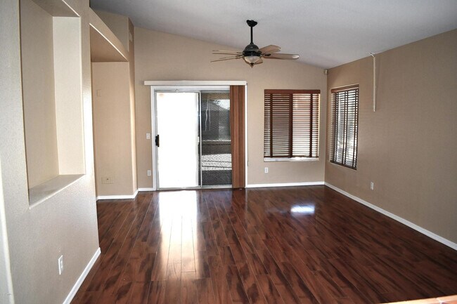 Foto del edificio - 10316 N 94th Ln