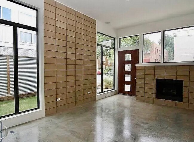 Foto del edificio - Beautiful home located just off of Cherry ...