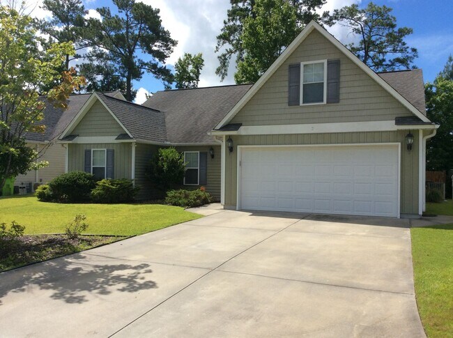 Foto del edificio - Beautiful home in Longleaf Pines