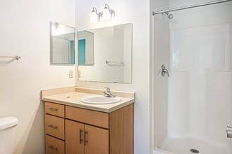 Building Photo - Limestone Creek Apartment Homes