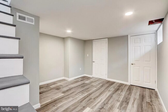 Foto del edificio - 425 N Delmorr Ave