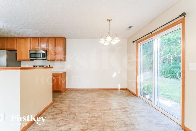 Foto del edificio - 5789 Red Sand Rd