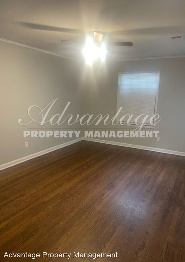 Foto del edificio - 2 br, 1 bath House - 1051 Robin Hood Ln.