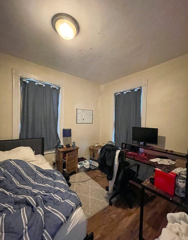 Foto del edificio - 41 Parker Hill Ave