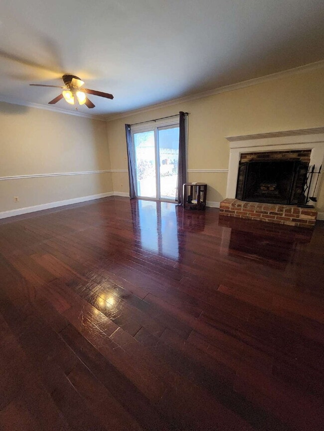 Building Photo - 406 Denning Ct