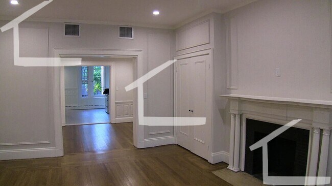 Building Photo - HOT BROOKLINE LISTING!!!!!