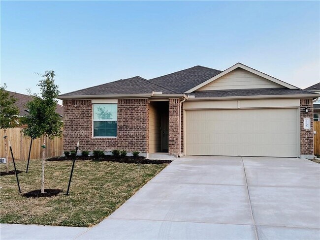 Foto del edificio - 3305 Dosted Daisey St