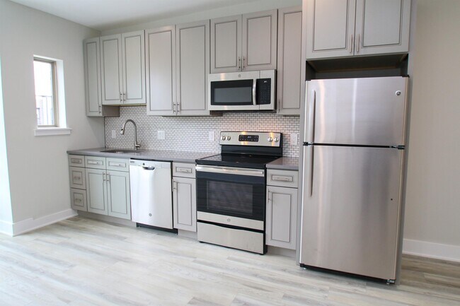 Building Photo - 3718 Haverford Ave