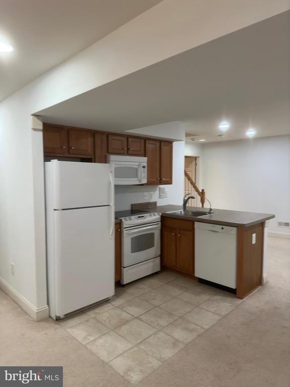 Building Photo - 13394 Potomac Path Dr