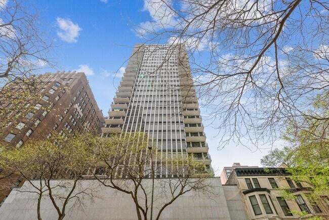 Building Photo - 1230 N State Pky