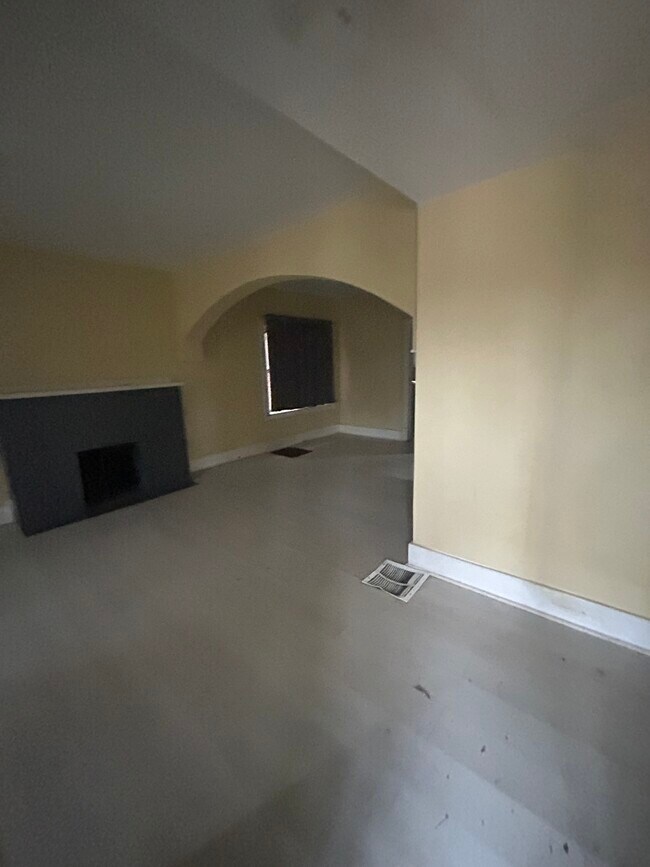 Building Photo - Why Rent when you could Own for less