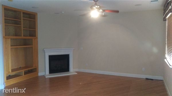 Building Photo - 5293 Sungrove Ct