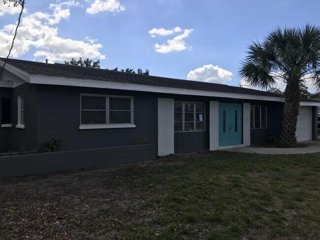 113 concord dr ne photo'