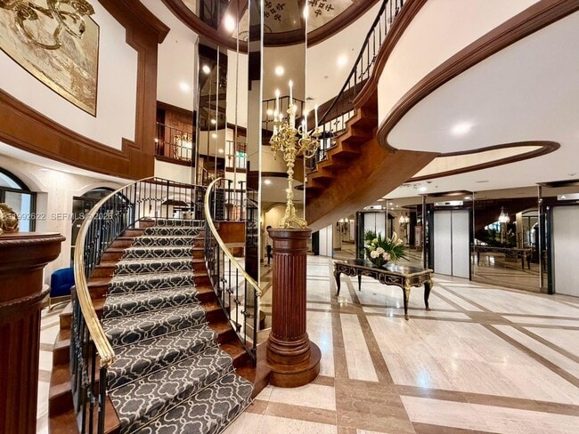 Foto del edificio - 6039 Collins Ave