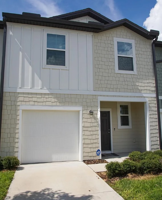Building Photo - 888 Grandin St