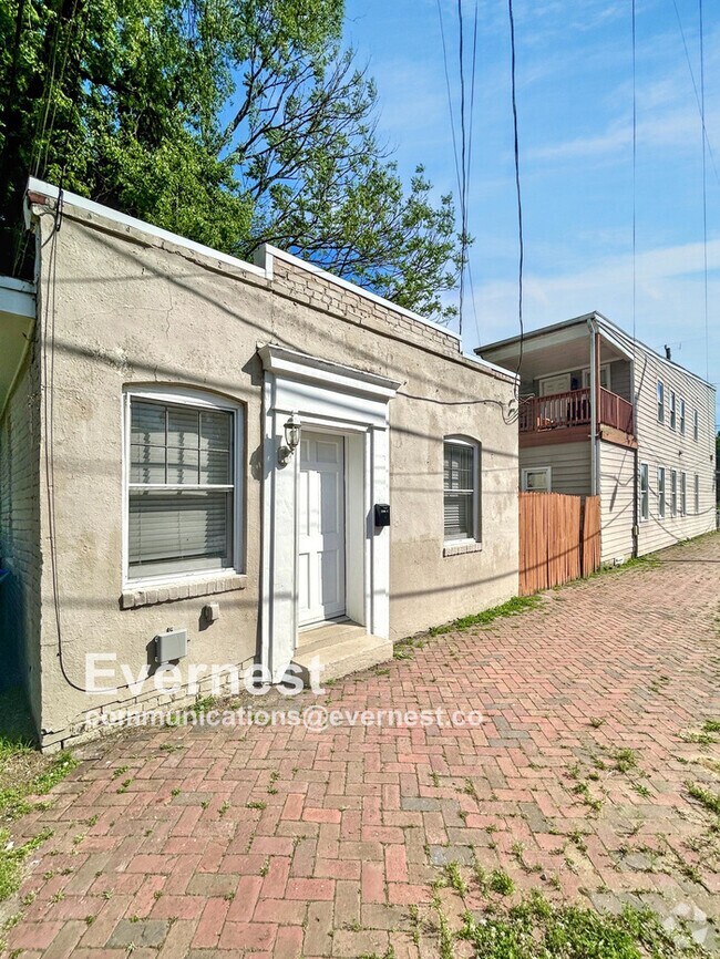 Building Photo - 3100 E Marshall St