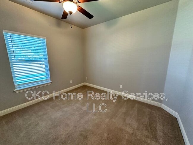 Foto del edificio - 8509 NW 125th St