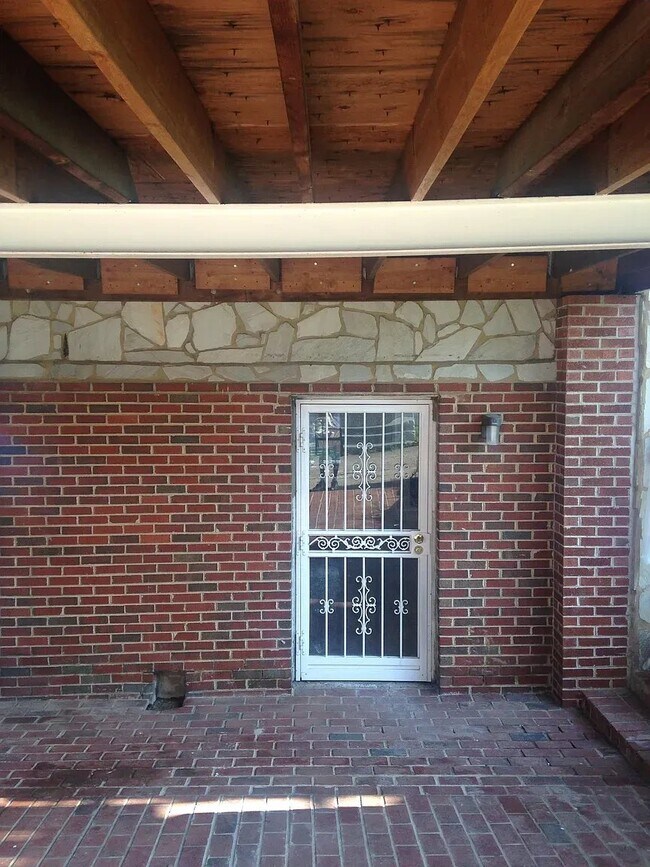 Foto del edificio - 3204 22nd St NE
